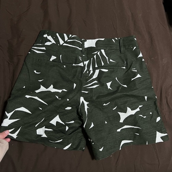 ANN TAYLOR shorts - Picture 9 of 12
